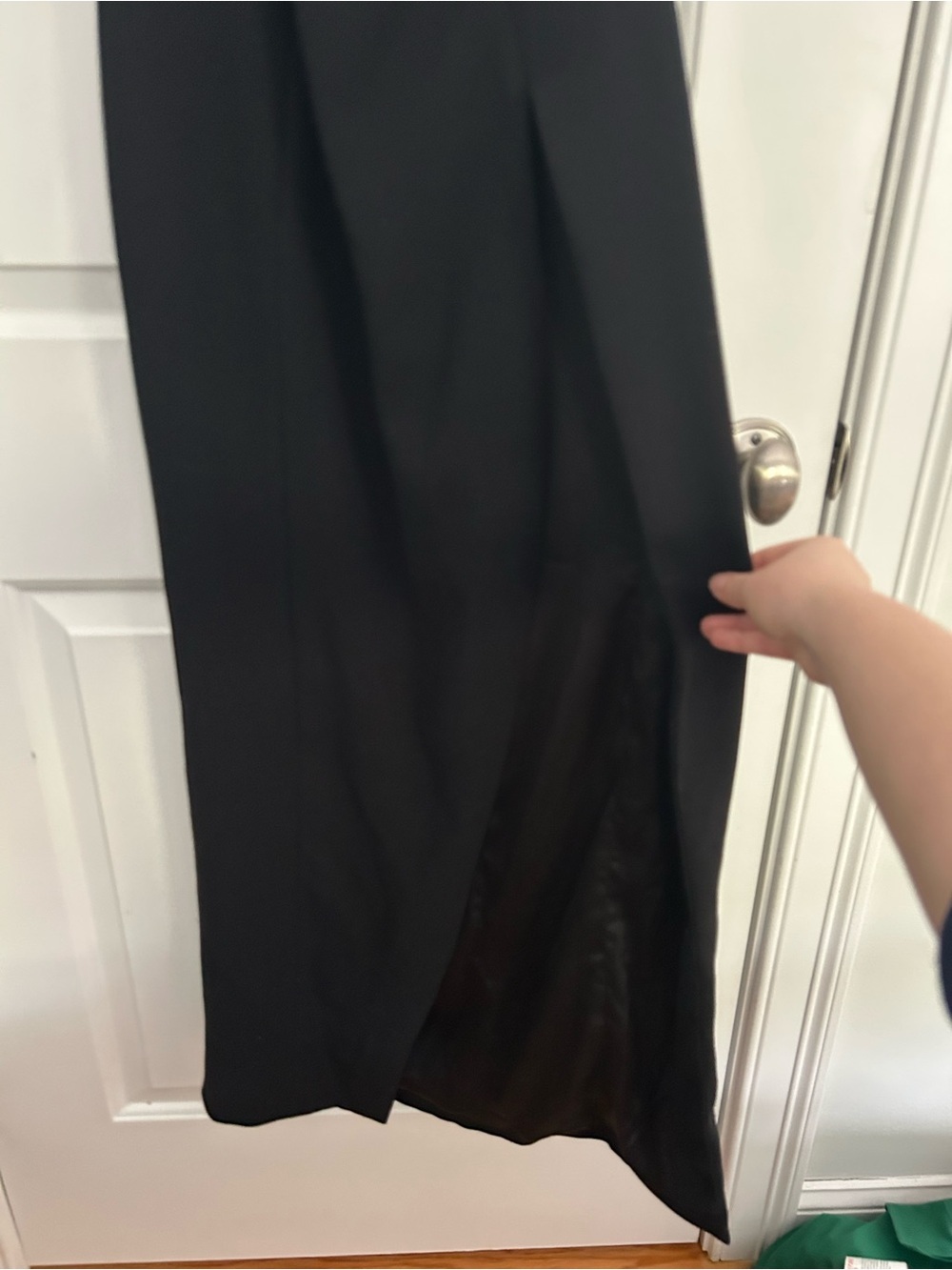 House of CB Sarai Strapless Feather Dress with Thigh Slit - Picture 5 of 11